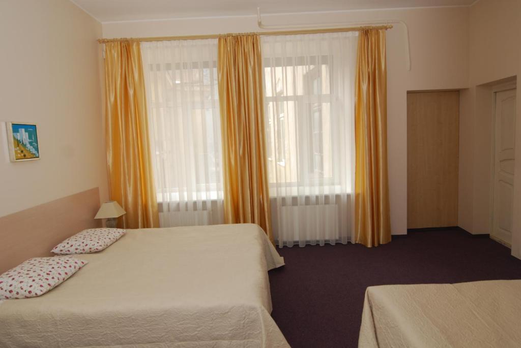 Centre House *