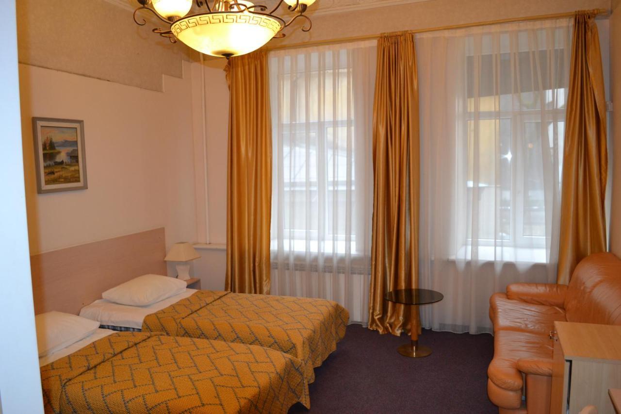 Apartment Centre House